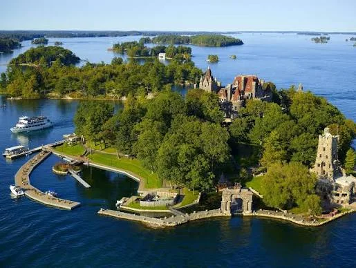 1000 Islands 1000 Islands in Kingston, Ontario