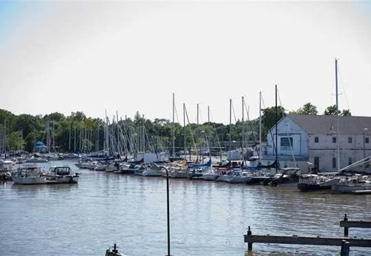 Bronte Harbour Bronte Harbour in Oakville, Ontario