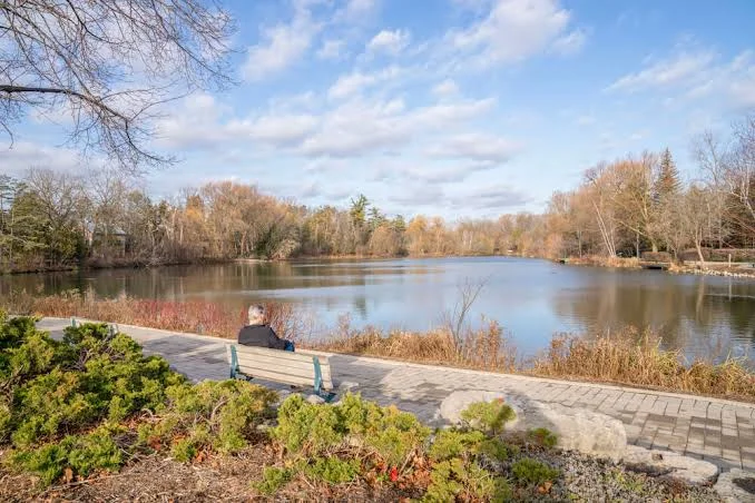 Mill Pond Park Mill Pond Park in Richmond Hill, Ontario
