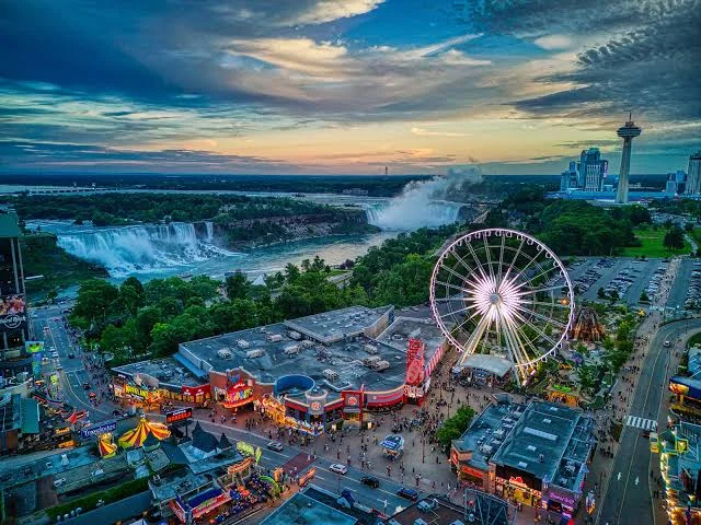 Clifton Hill, Niagara Falls Clifton Hill entertainment strip in Niagara Falls