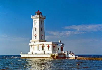 Point Abino Lighthouse on Lake Erie, Fort Erie