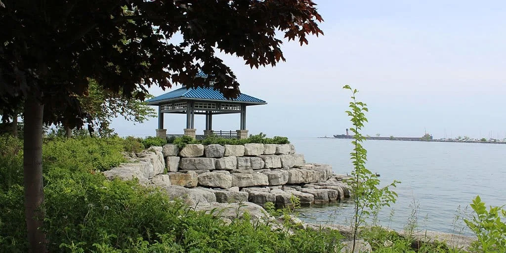 Waterfront Trail, Mississauga Waterfront Trail along Lake Ontario in Mississauga