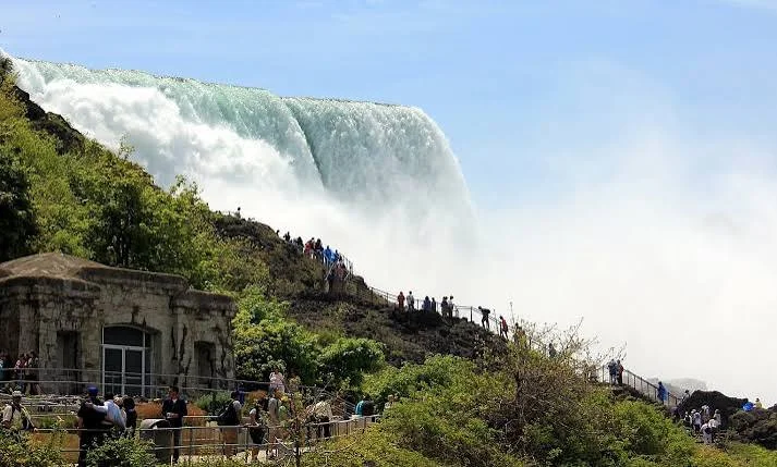 Prospect Point overlooking American Falls, New York