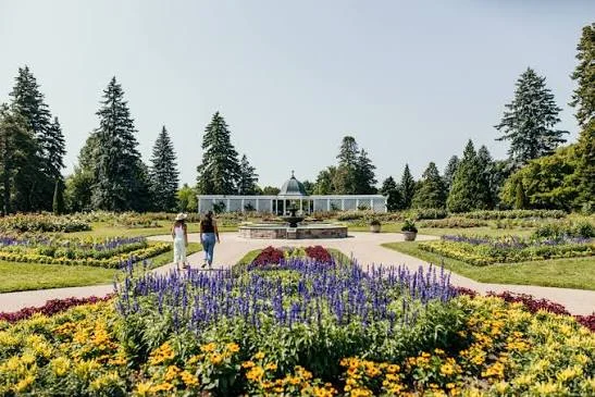 Gardens in Queen Victoria Park, Niagara Falls