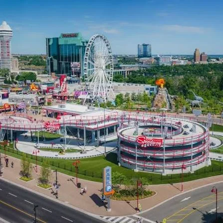 Clifton Hill Niagara Falls limousine service area