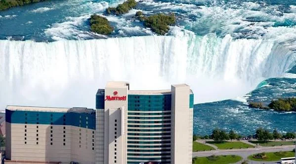 Fallsview hotel district limousine service