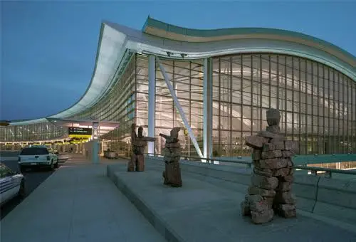 Toronto Pearson Airport limousine service